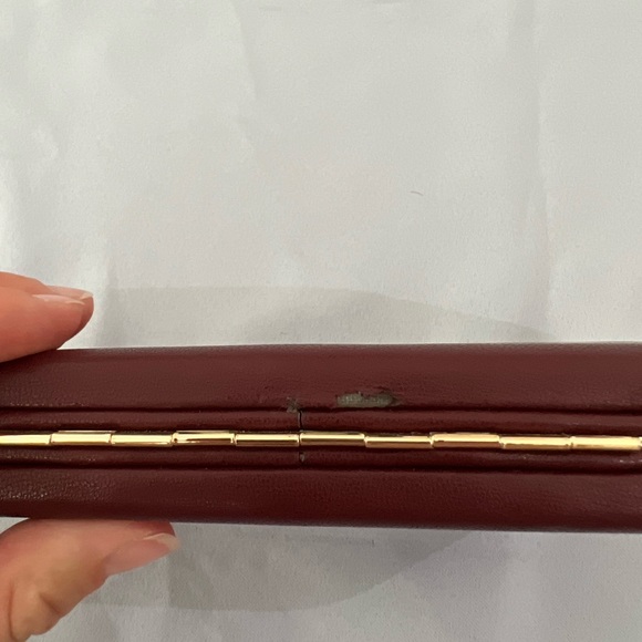 BOBBI BROWN maroon brush makeup case - Picture 4 of 10